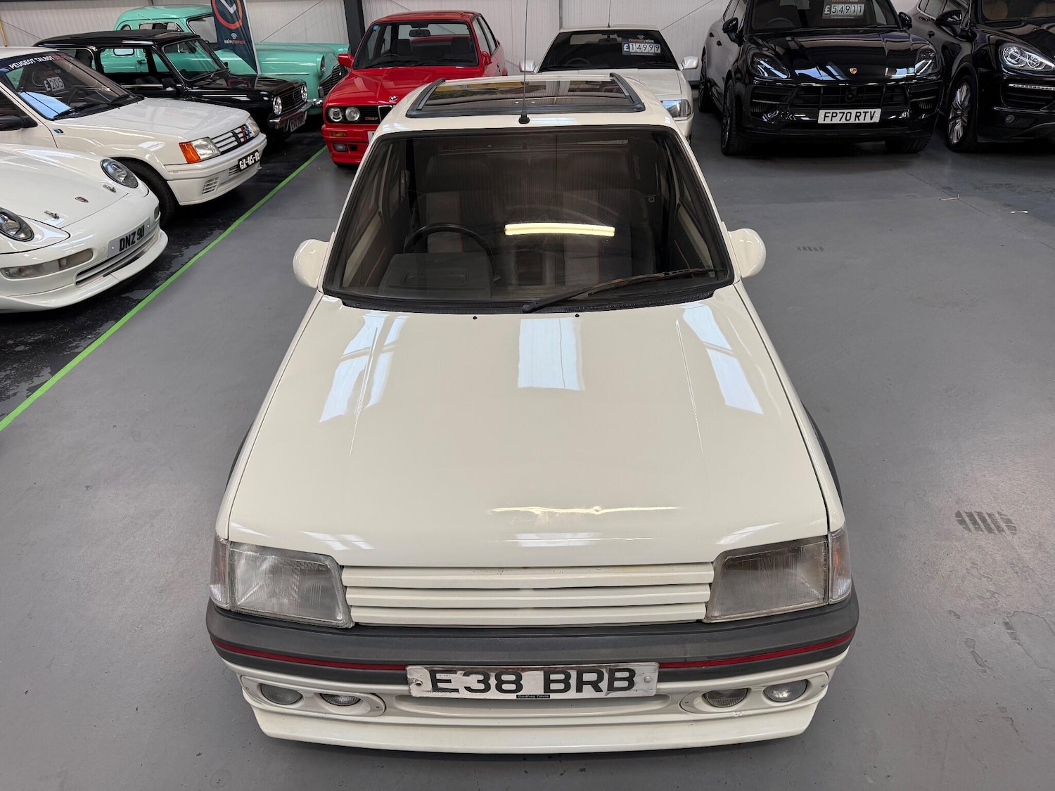 Used Peugeot 205 1987 for sale - 76912862: Photo 11