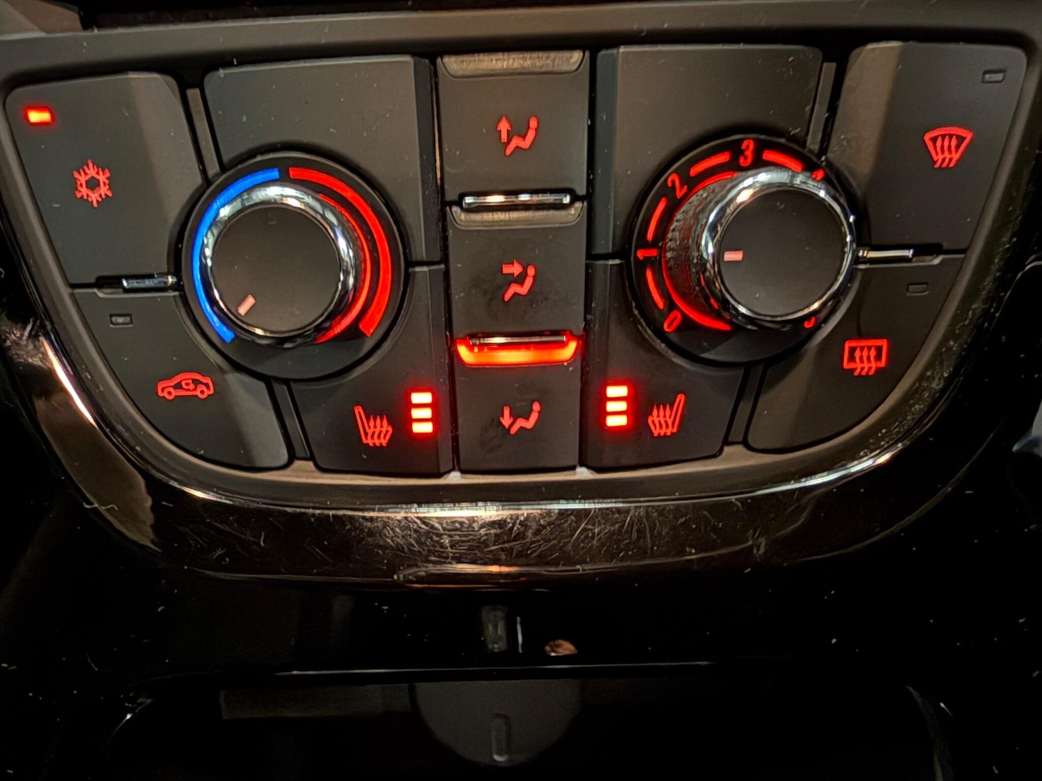 Used Vauxhall Astra GTC 2016 for sale - 76521805: Photo 25