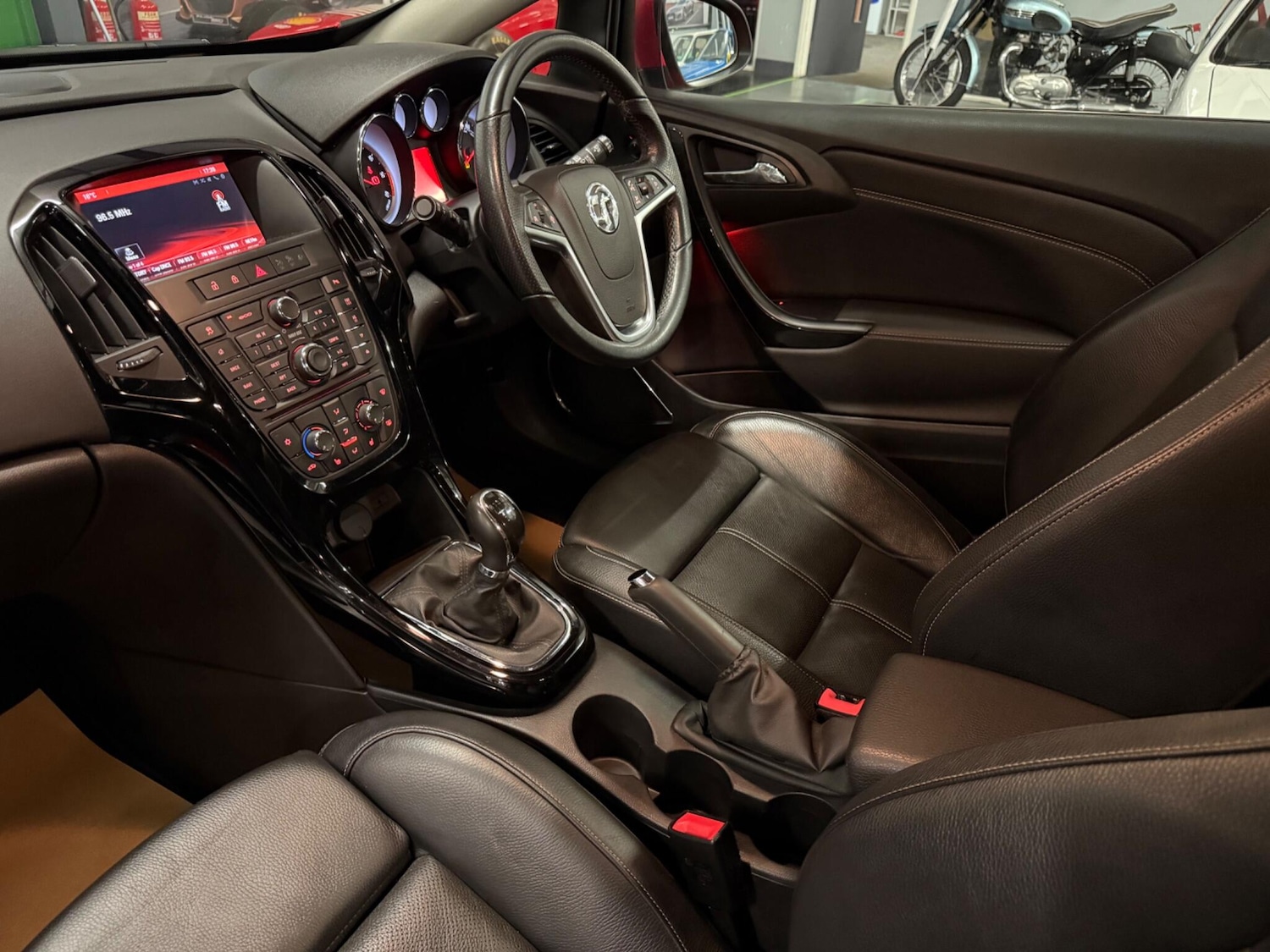 Used Vauxhall Astra GTC 2016 for sale - 76521805: Photo 3