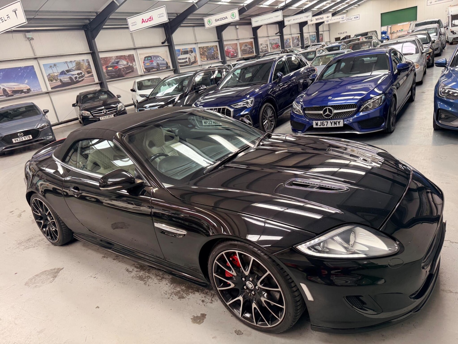 Used Jaguar XK for sale - 78127538: Photo 2