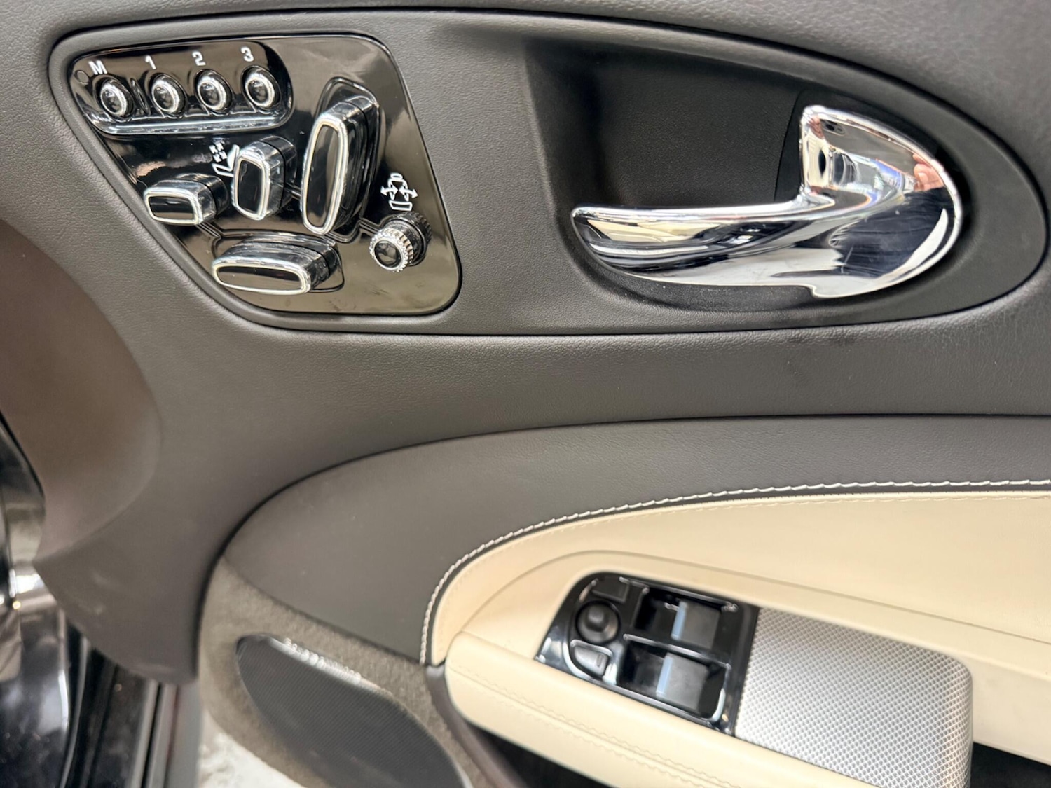 Used Jaguar XK for sale - 78127538: Photo 22