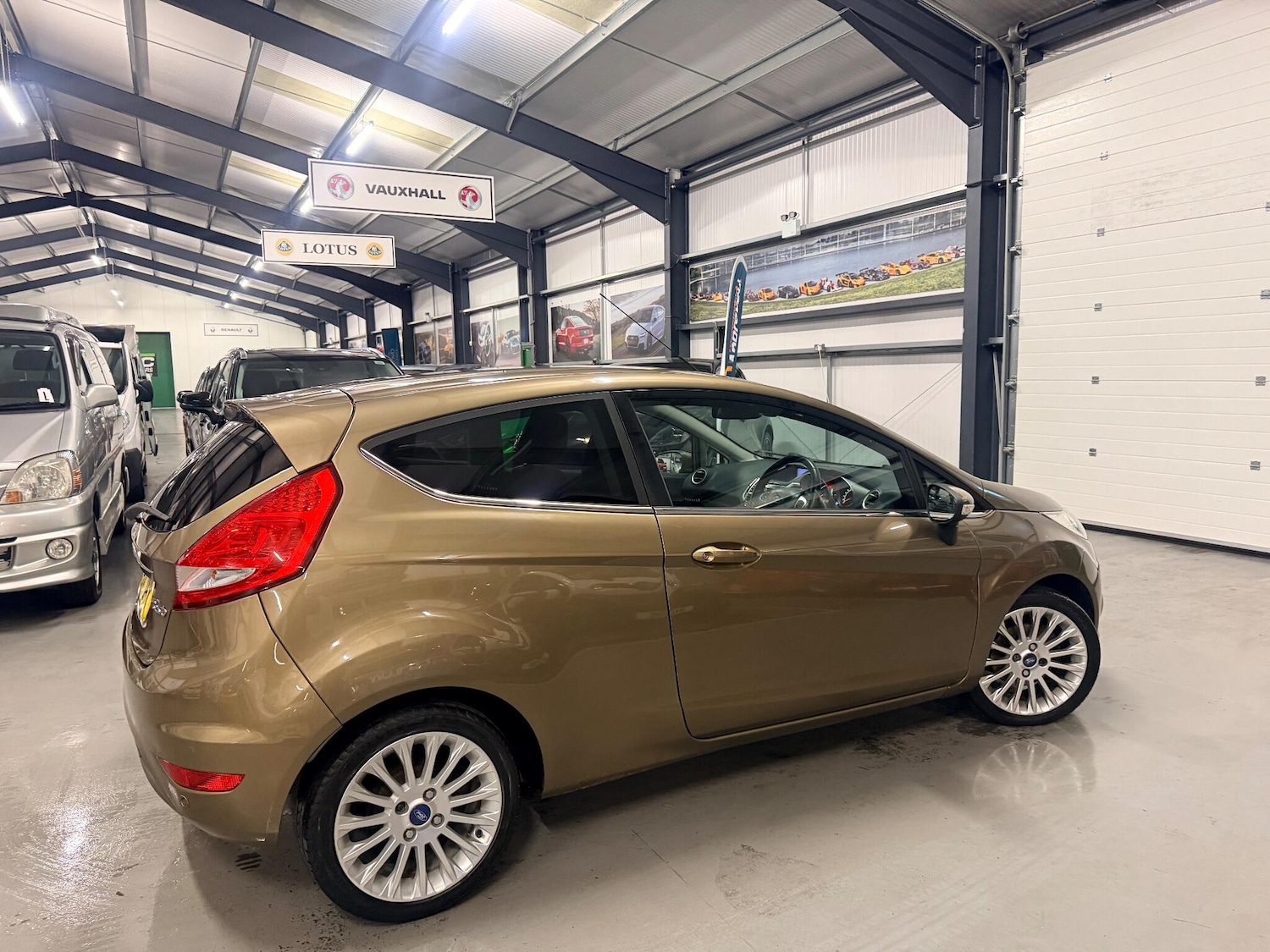 Used Ford Fiesta 2012 for sale - 76771984: Photo 12