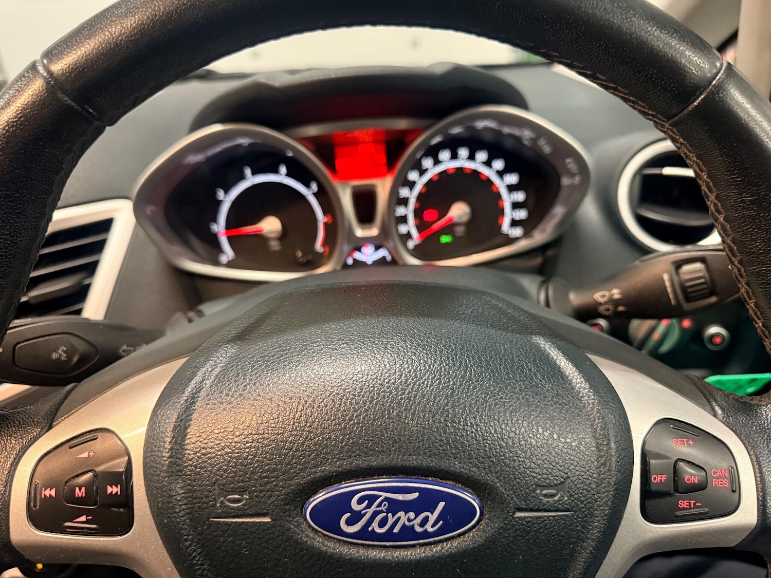 Used Ford Fiesta 2012 for sale - 76771984: Photo 17