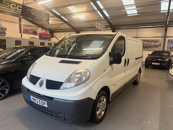 Renault Trafic feature image