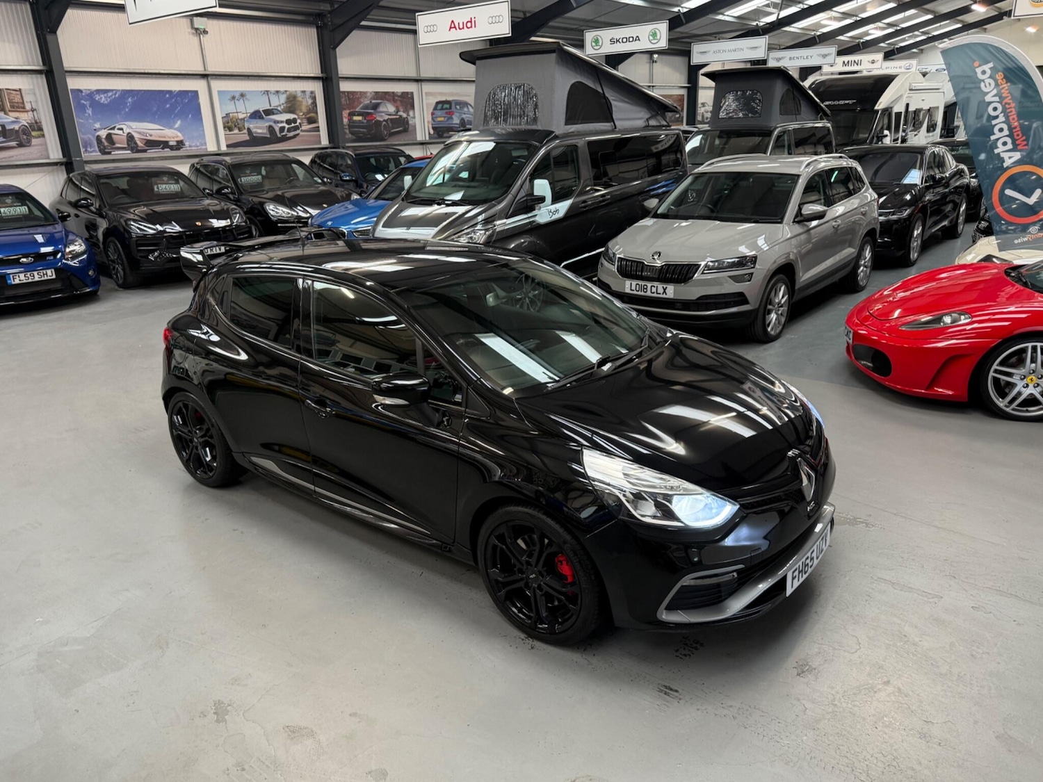 Used Renault Clio 2015 for sale - 76153174: Photo 3