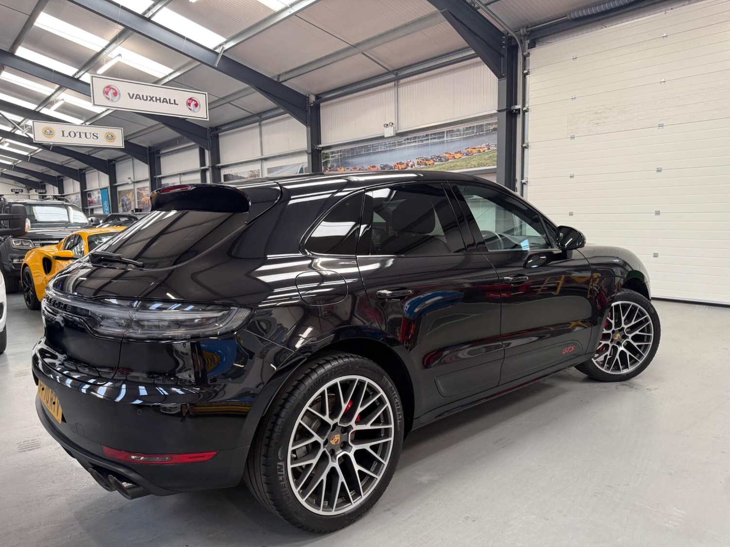 Used Porsche Macan 2020 for sale - 76989492: Photo 14