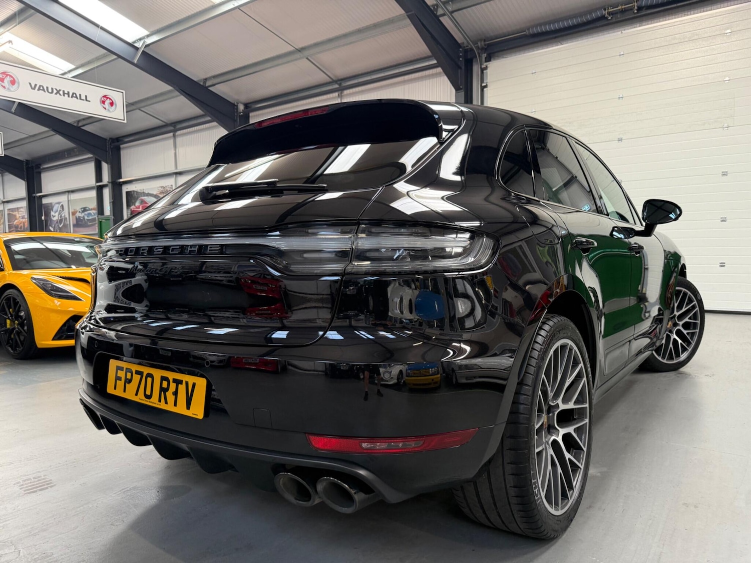 Used Porsche Macan 2020 for sale - 76989492: Photo 15