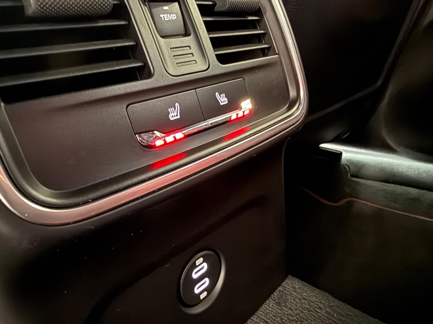 Used Porsche Macan 2020 for sale - 76989492: Photo 33