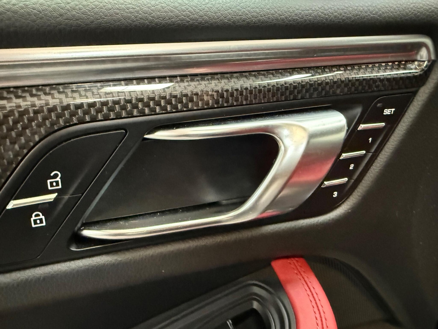 Used Porsche Macan 2020 for sale - 76989492: Photo 37