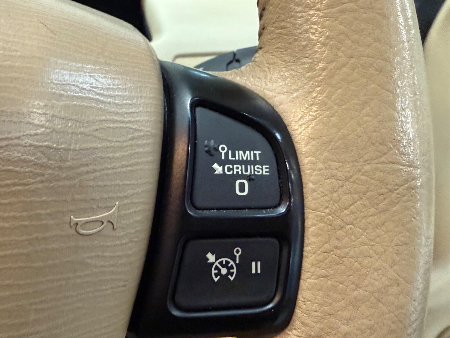 Used Citroen C6 for sale - 76440403: Photo 28