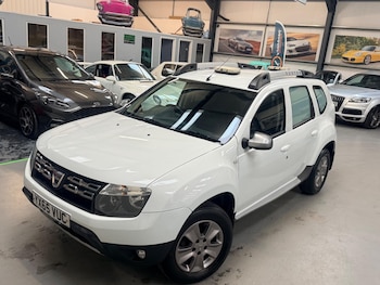 Used Dacia Duster 2015 for sale - 78127350: Photo