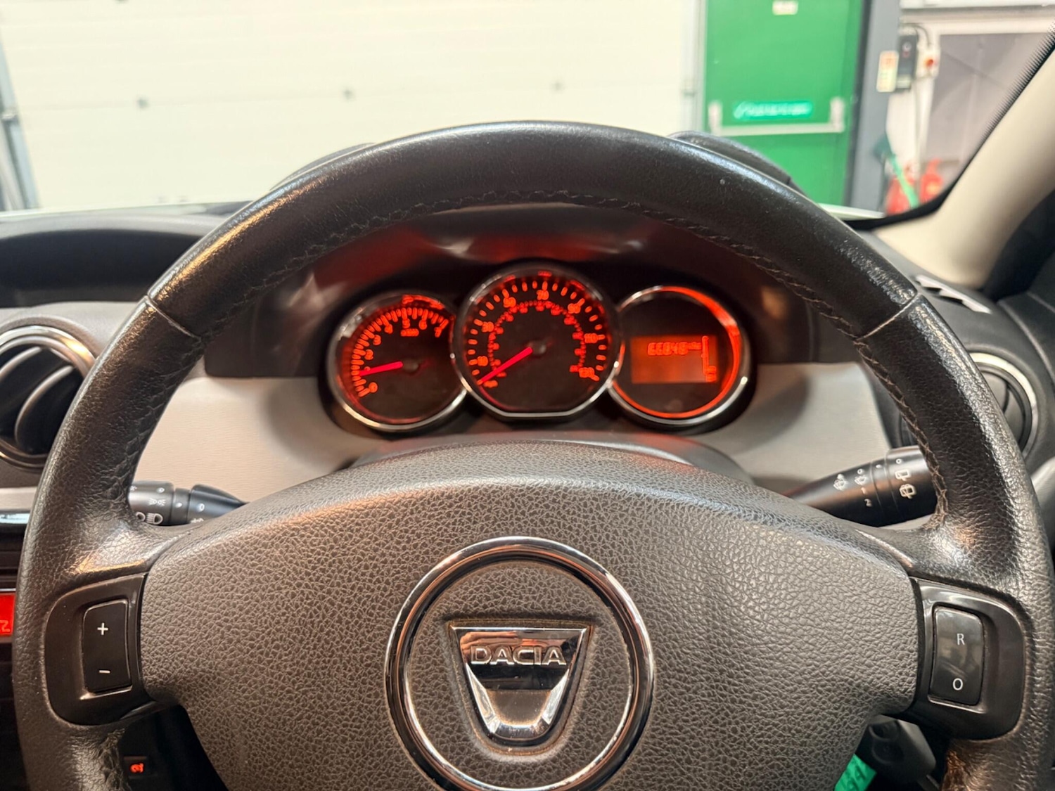 Used Dacia Duster 2015 for sale - 78127350: Photo 27