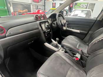 Used Suzuki Vitara 2017 for sale - 74921768: Photo
