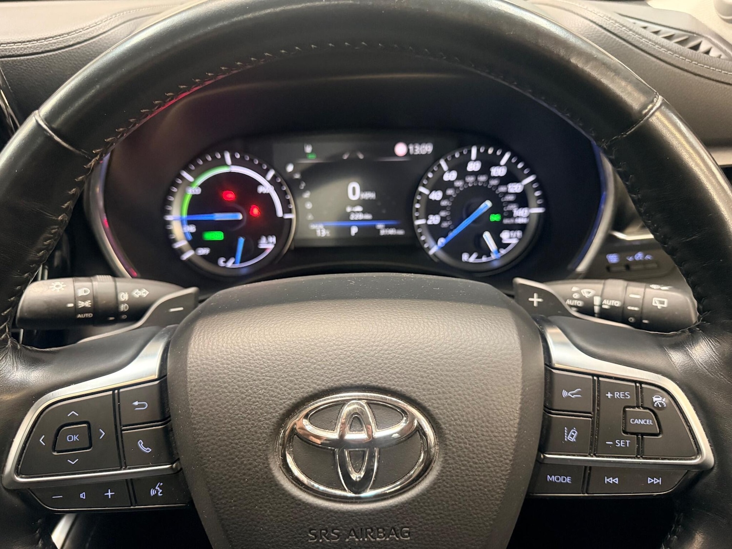 Used Toyota Highlander 2021 for sale - 76765304: Photo 17