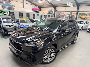 Used Toyota Highlander 2021 for sale - 76765304: Photo