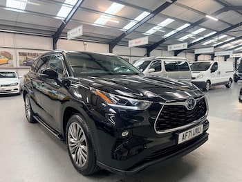 Used Toyota Highlander 2021 for sale - 76765304: Photo