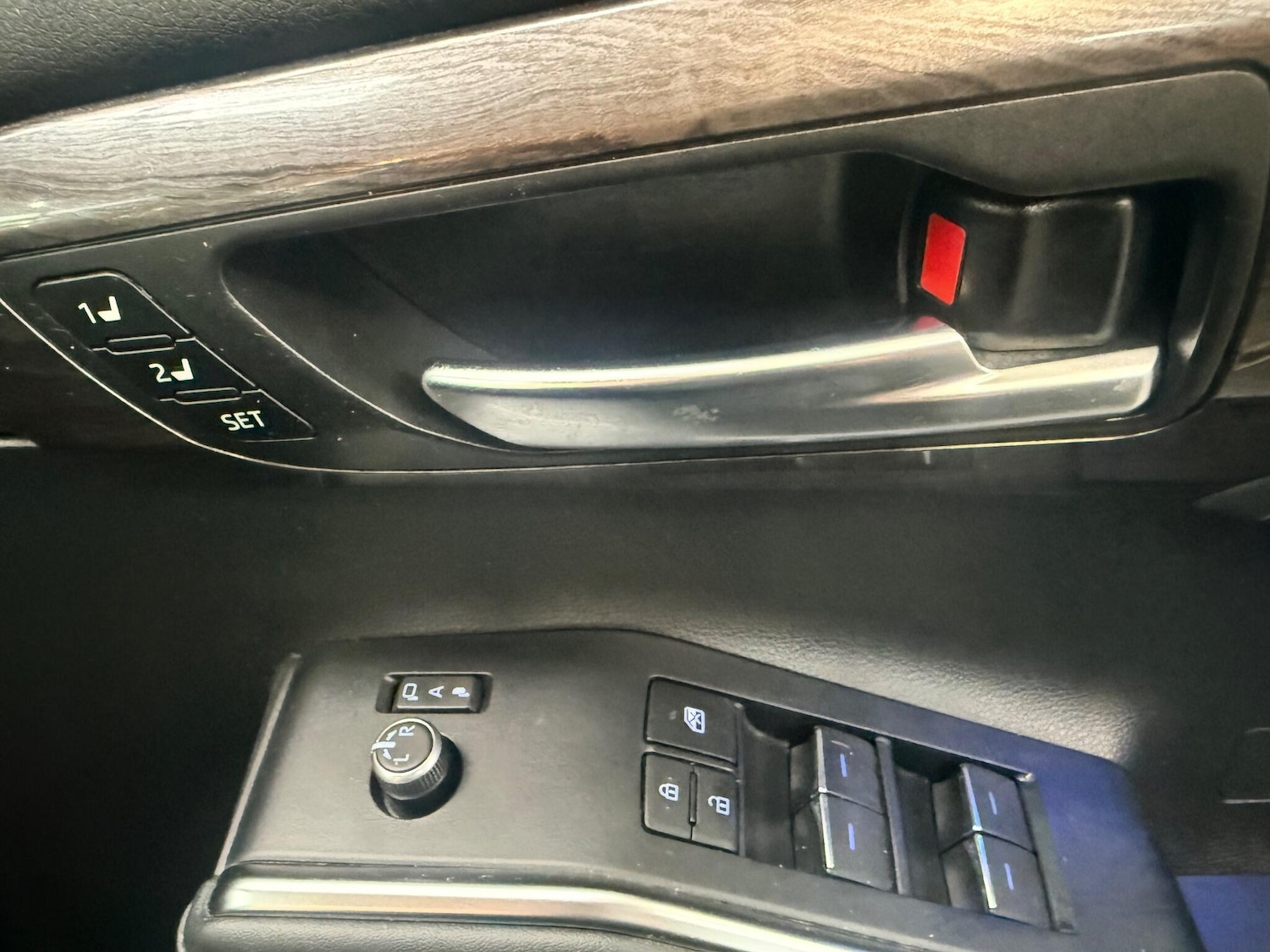 Used Toyota Highlander 2021 for sale - 76765304: Photo 30