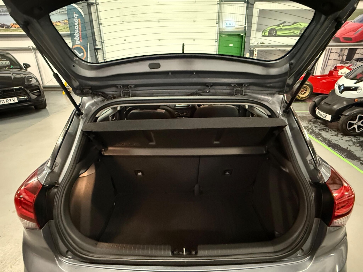 Used Hyundai i20 2019 for sale - 76521658: Photo 14