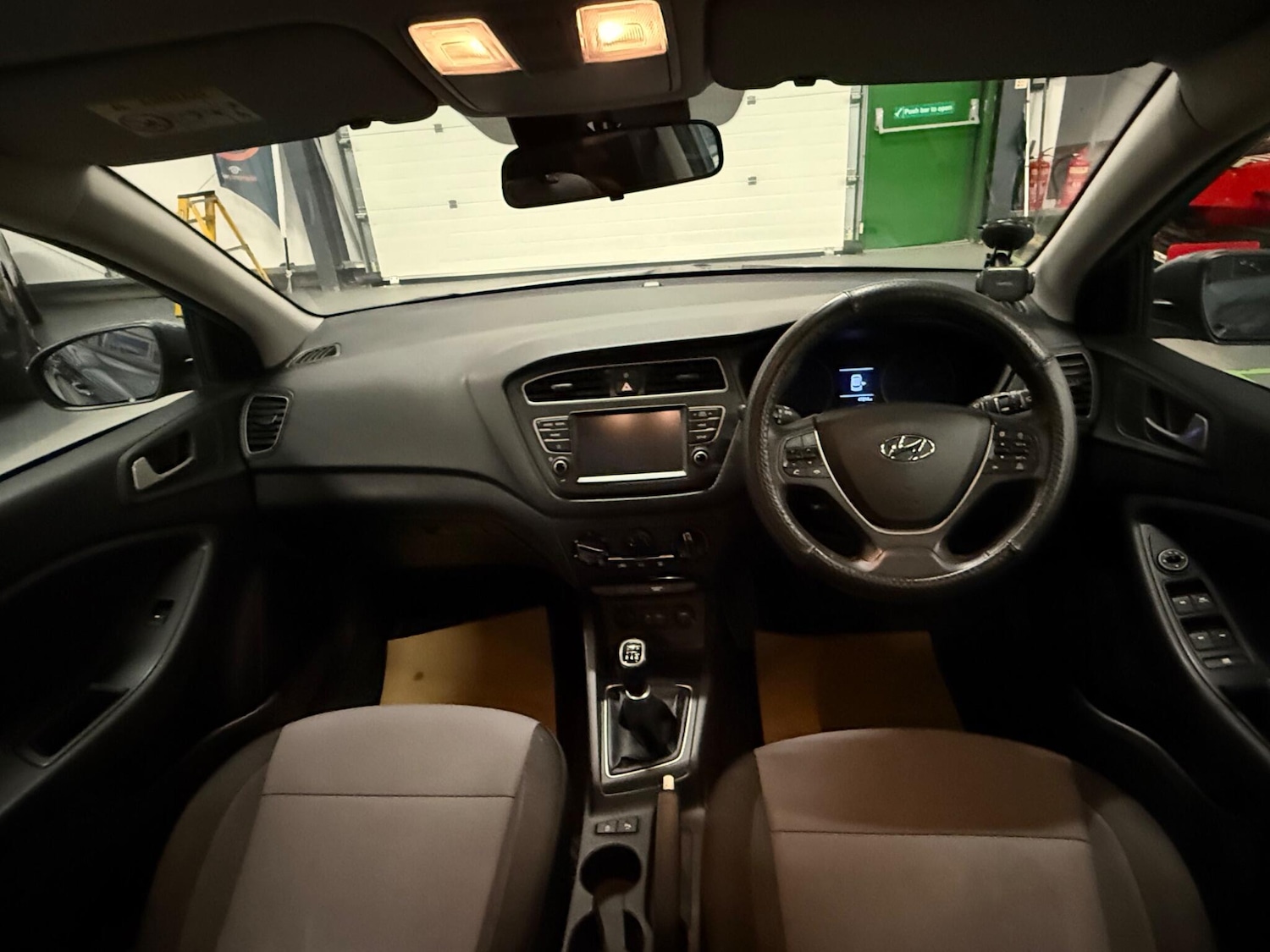 Used Hyundai i20 2019 for sale - 76521658: Photo 16