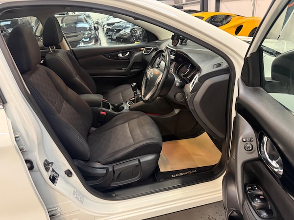 Used Nissan Qashqai 2017 for sale - 76307168: Photo 11