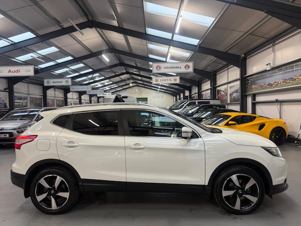 Used Nissan Qashqai 2017 for sale - 76307168: Photo 15