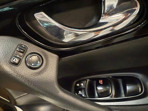 Used Nissan Qashqai 2017 for sale - 76307168: Photo 29