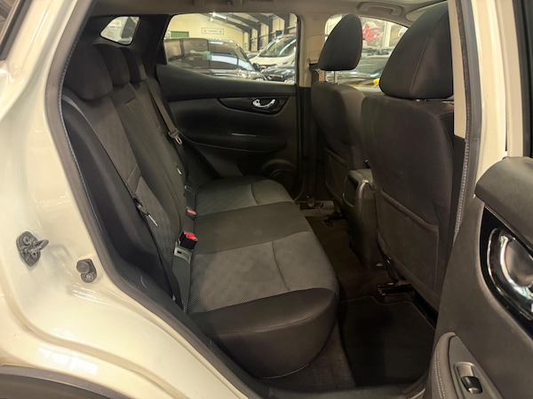 Used Nissan Qashqai 2017 for sale - 76307168: Photo 31