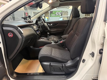 Used Nissan Qashqai 2017 for sale - 76307168: Photo 4