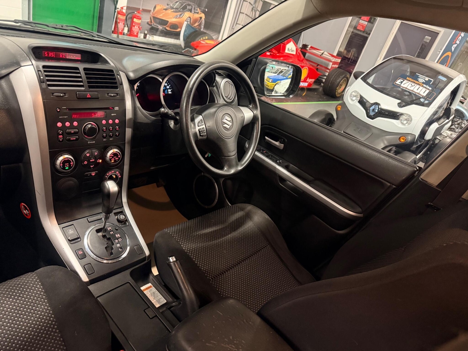 Used Suzuki Grand Vitara 2006 for sale - 77305434: Photo 3