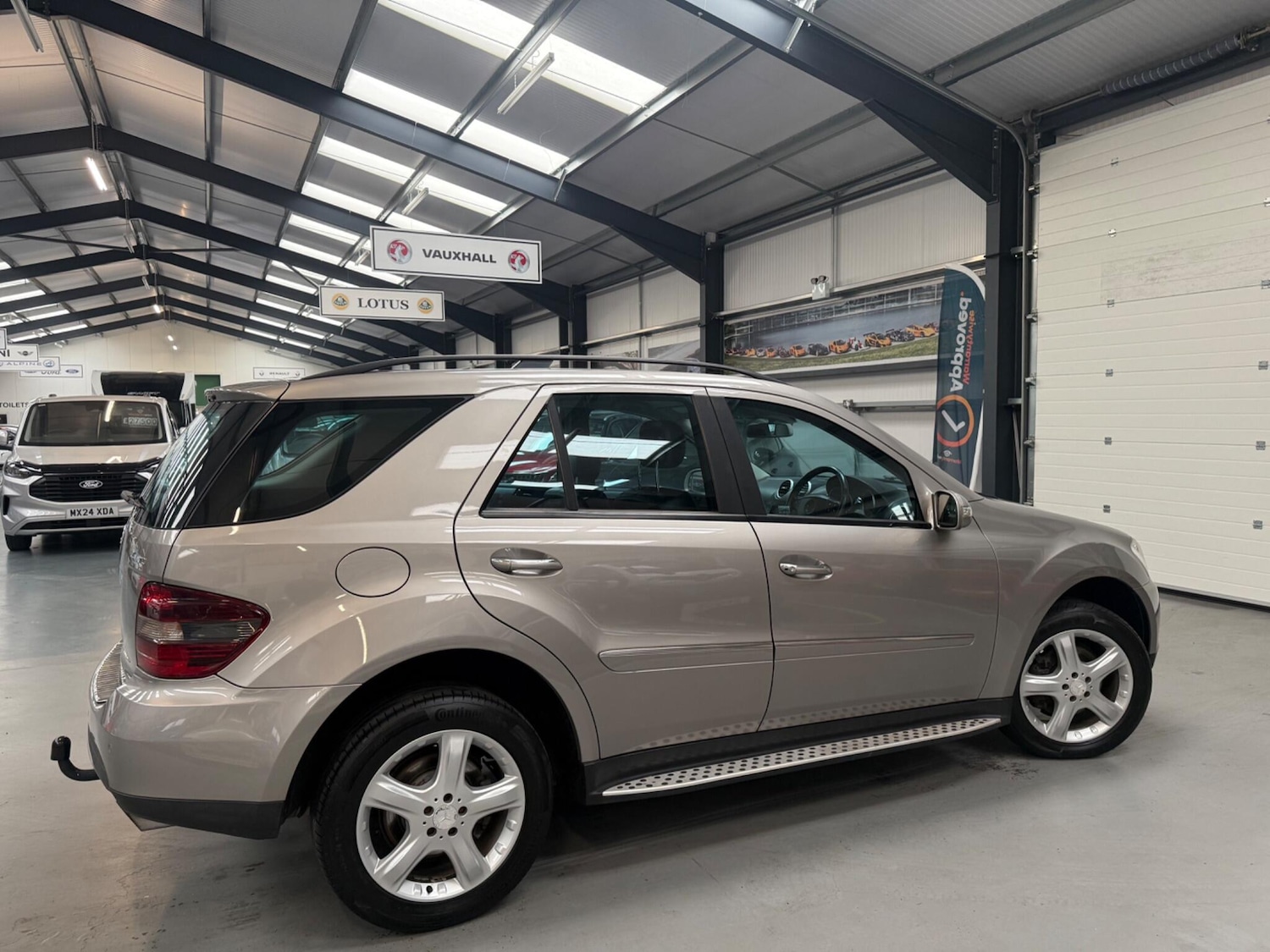 Used Mercedes-Benz M Class 2008 for sale - 76562461: Photo 15