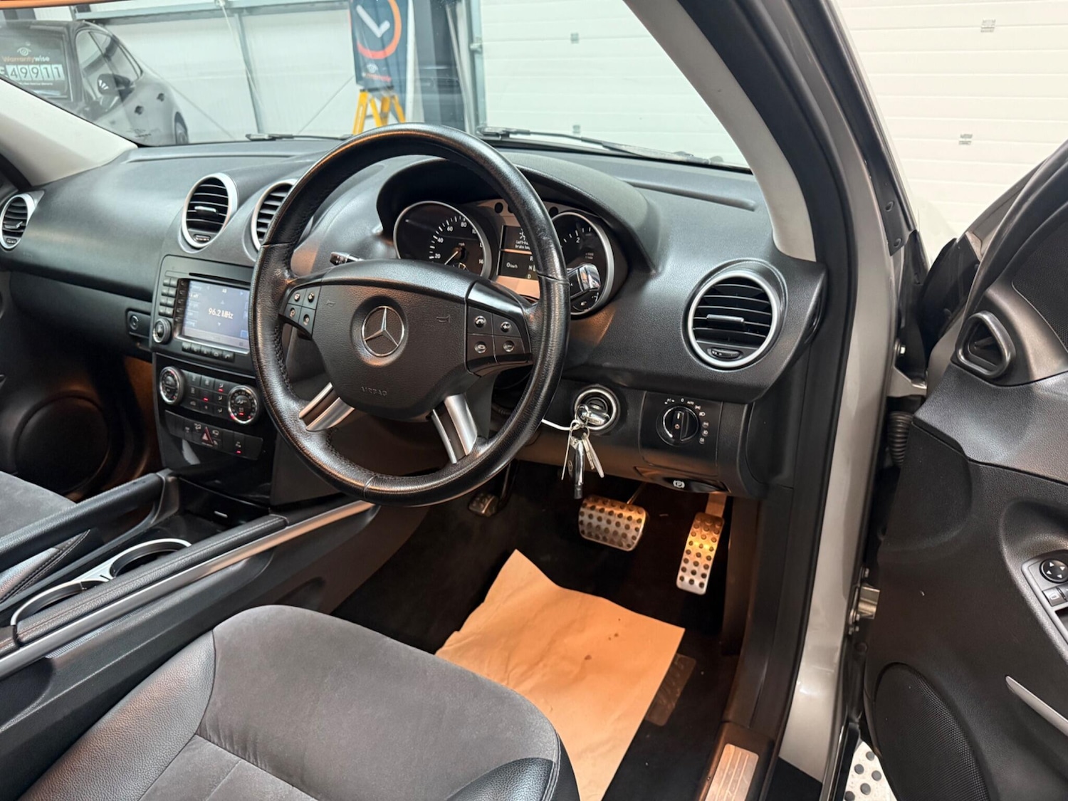 Used Mercedes-Benz M Class 2008 for sale - 76562461: Photo 26