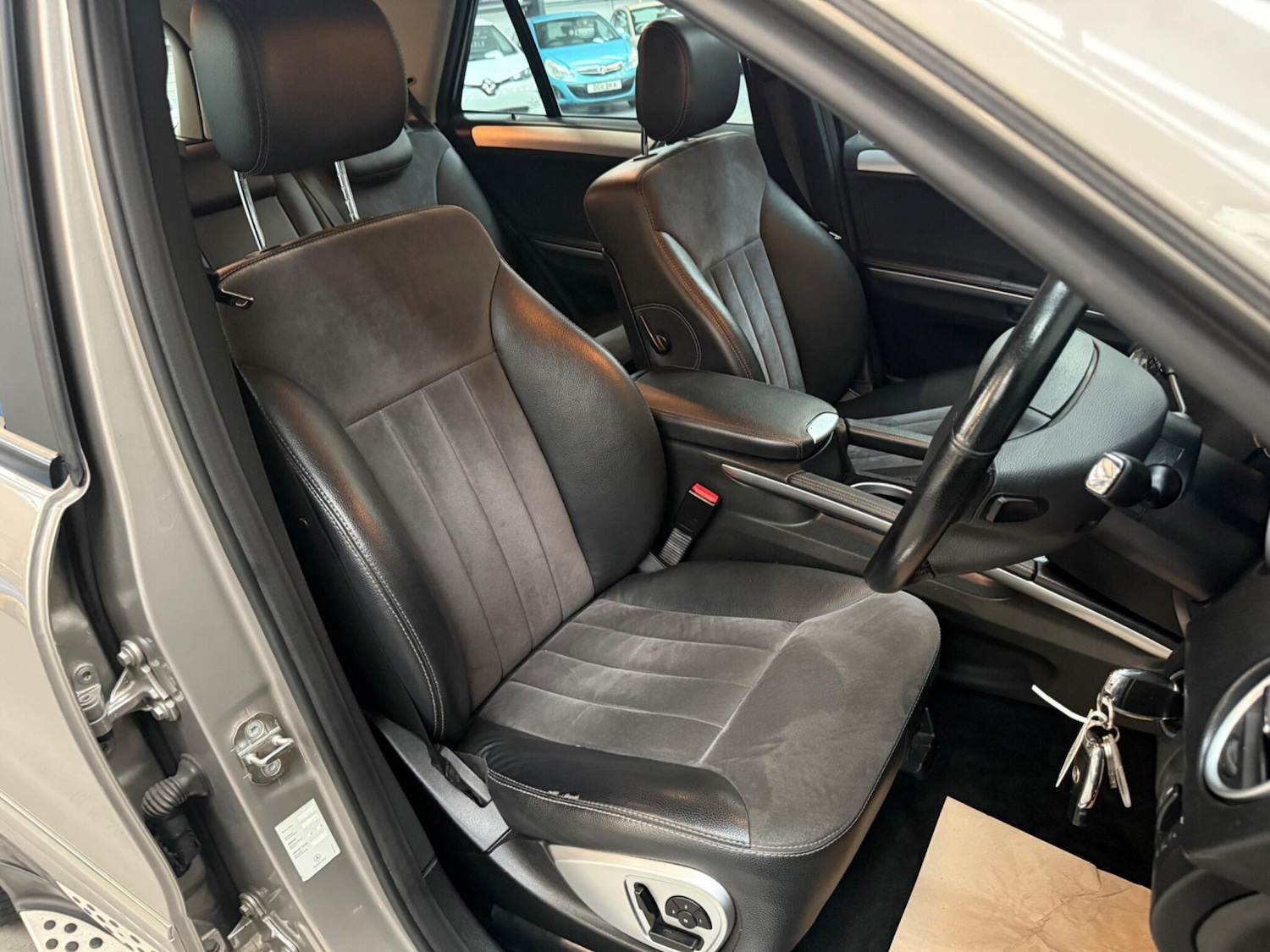 Used Mercedes-Benz M Class 2008 for sale - 76562461: Photo 28