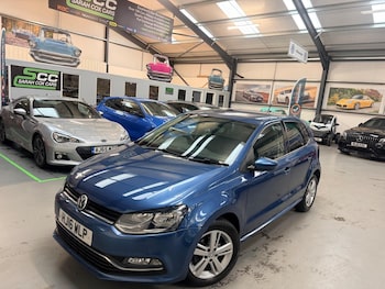 Used Volkswagen Polo 2016 for sale - 78796459: Photo
