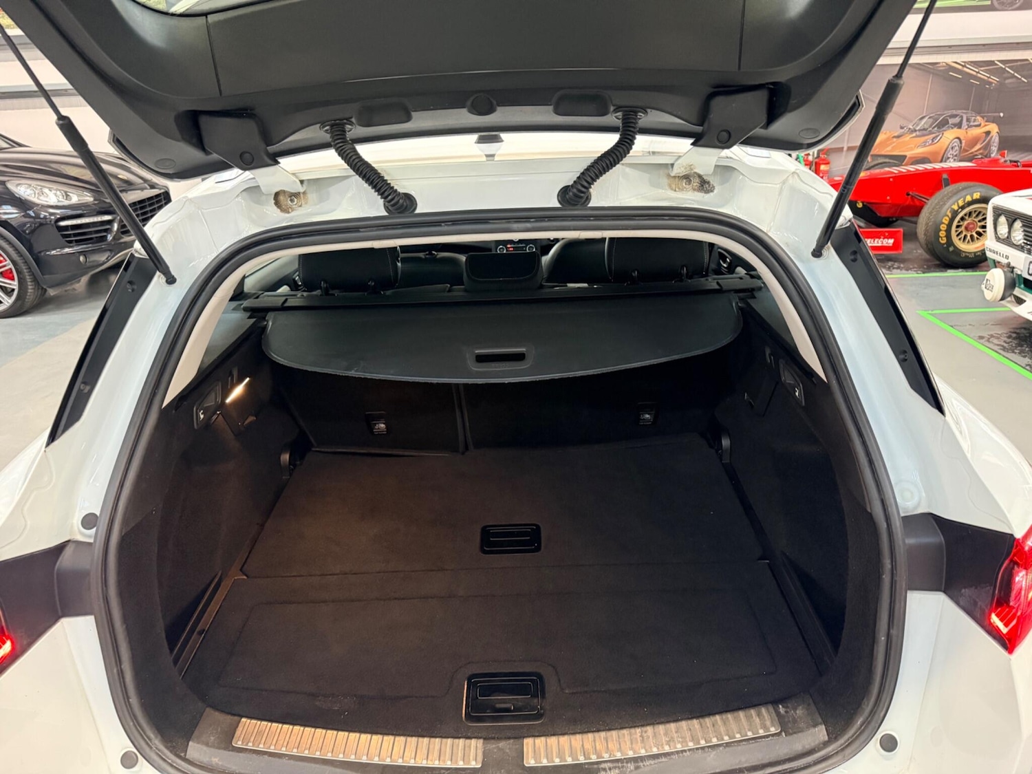 Used Renault Megane 2017 for sale - 78046846: Photo 11