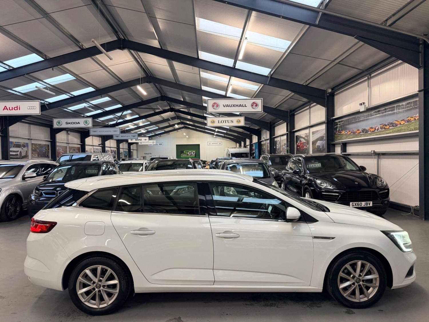 Used Renault Megane 2017 for sale - 78046846: Photo 12