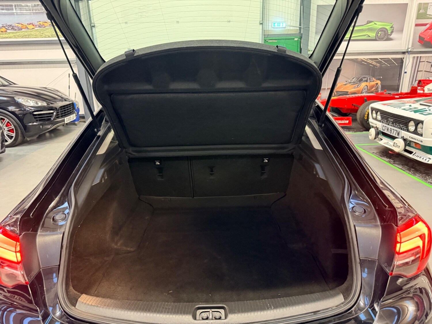 Used Vauxhall Insignia 2017 for sale - 77838800: Photo 12