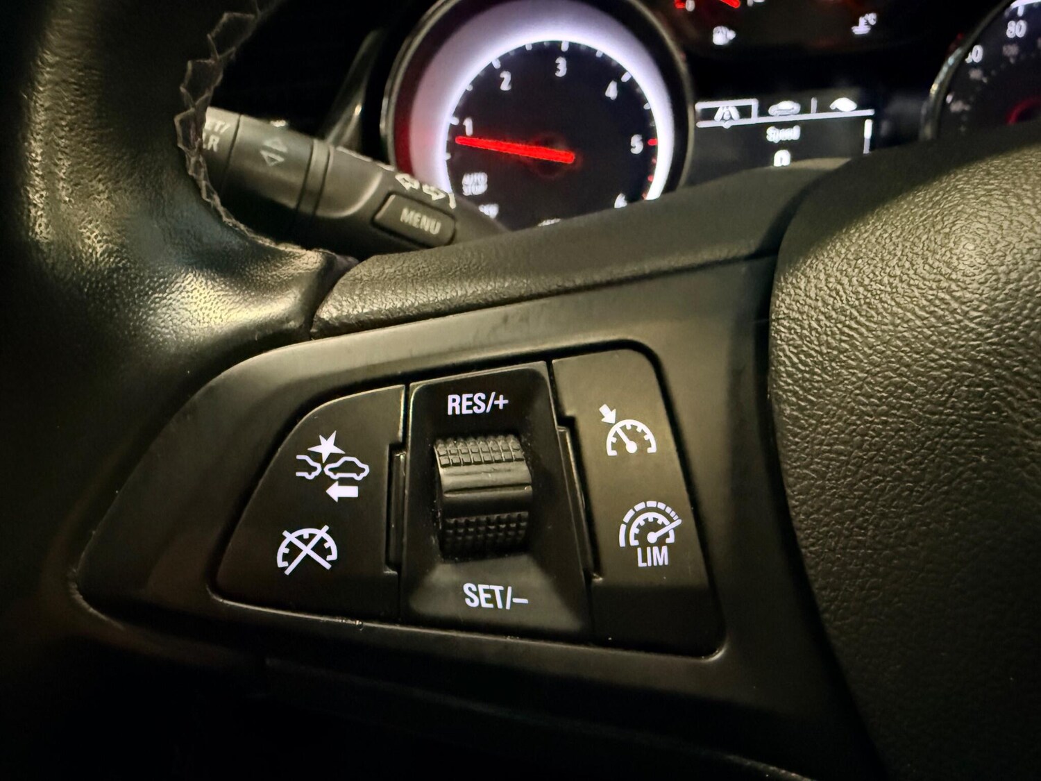 Used Vauxhall Insignia 2017 for sale - 77838800: Photo 25