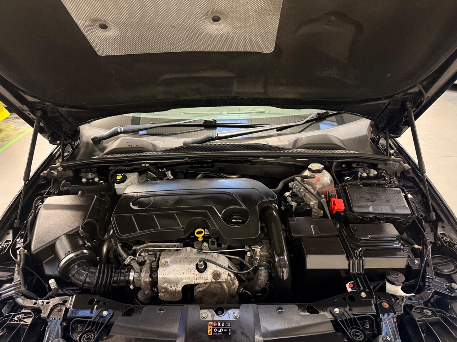 Used Vauxhall Insignia 2017 for sale - 77838800: Photo 31