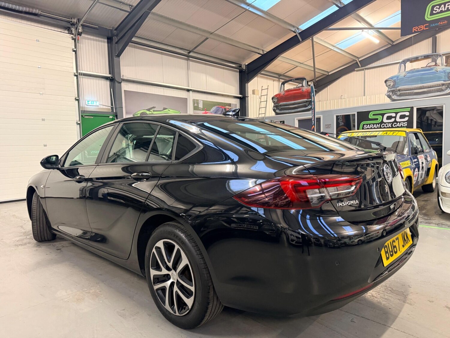 Used Vauxhall Insignia 2017 for sale - 77838800: Photo 9