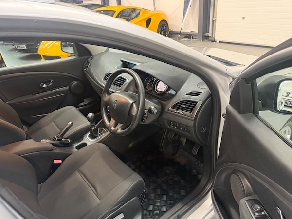 Used Renault Megane 2013 for sale - 76306560: Photo 16