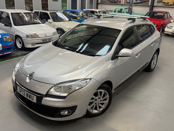 Used Renault Megane 2013 for sale - 76306560: Photo 1