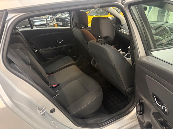 Used Renault Megane 2013 for sale - 76306560: Photo 25