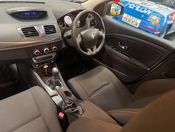 Used Renault Megane 2013 for sale - 76306560: Photo 3