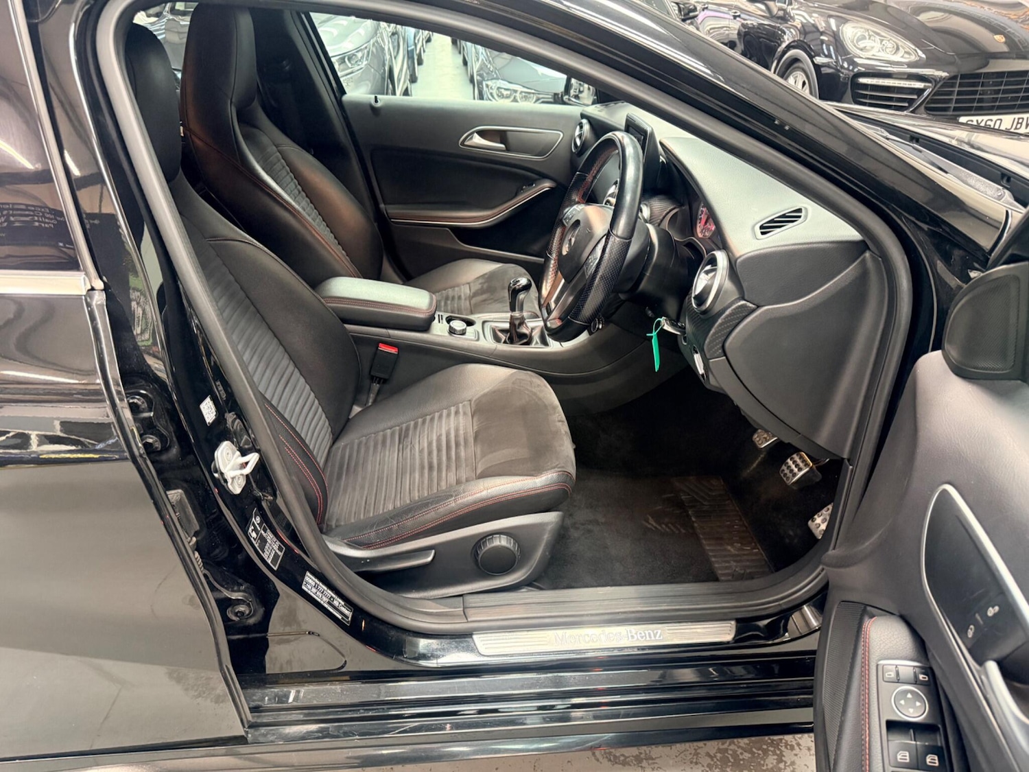 Used Mercedes-Benz A-Class 2014 for sale - 77839619: Photo 10