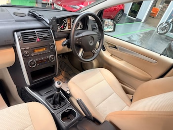 Used Mercedes-Benz B Class 2010 for sale - 78185499: Photo