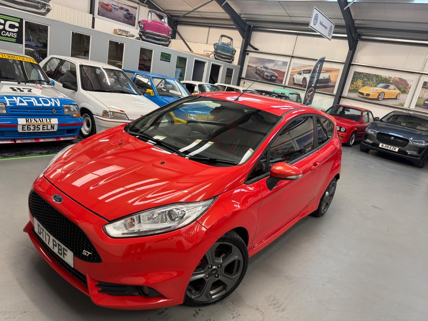 Used Ford Fiesta 2017 for sale - 76122772: Photo 1