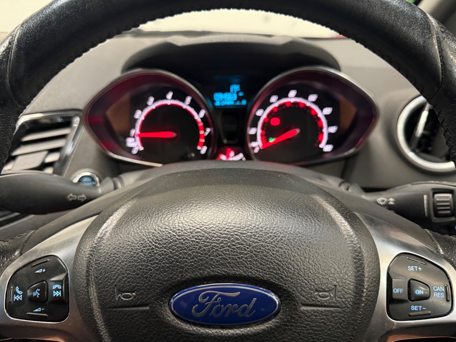 Used Ford Fiesta 2017 for sale - 76122772: Photo 18