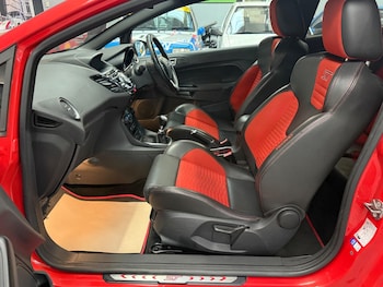 Used Ford Fiesta 2017 for sale - 76122772: Photo
