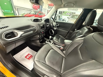 Used Jeep Renegade 2015 for sale - 79106552: Photo