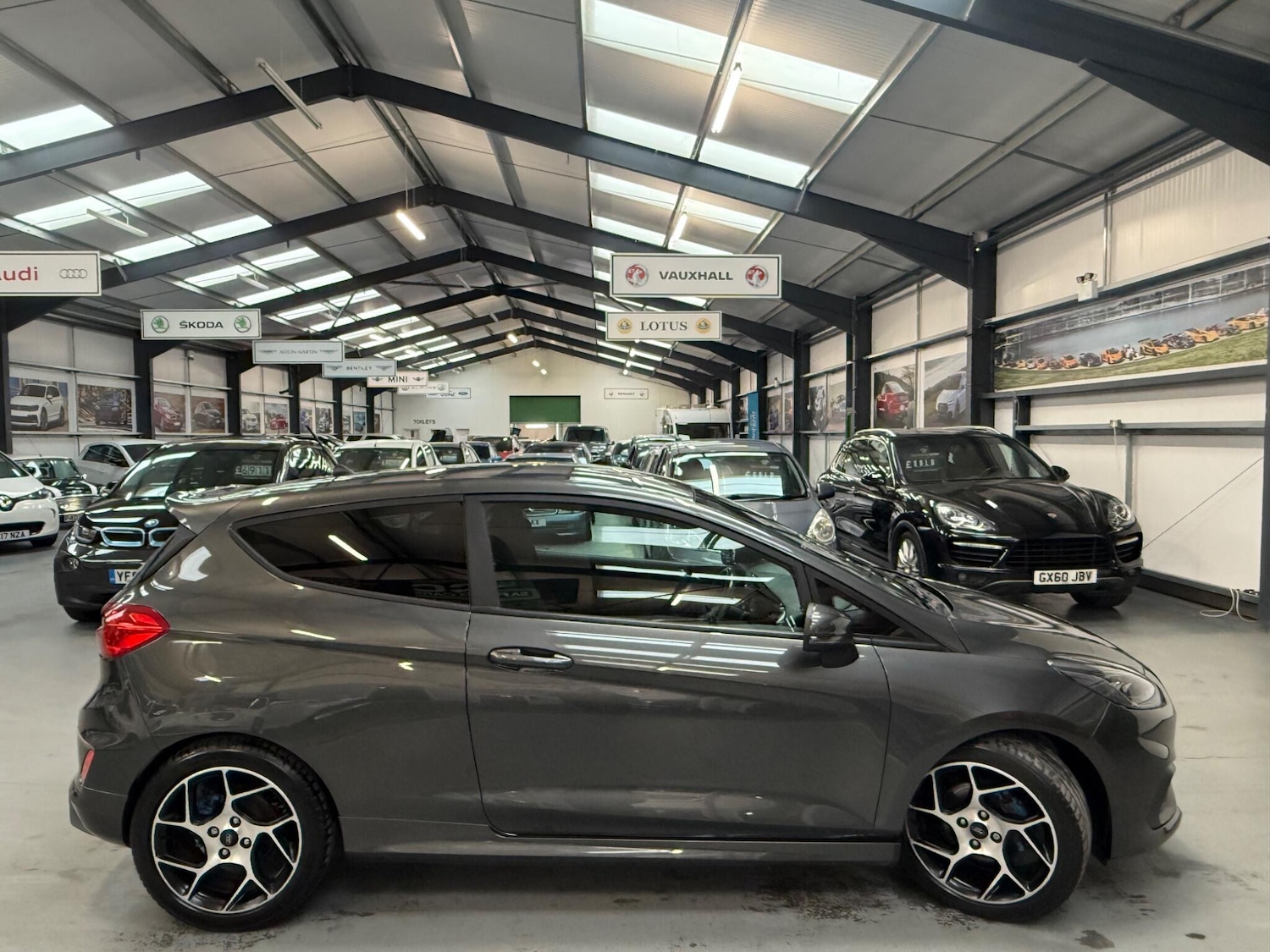 Used Ford Fiesta for sale - 78100142: Photo 9